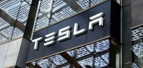 Tesla technikai elemzés