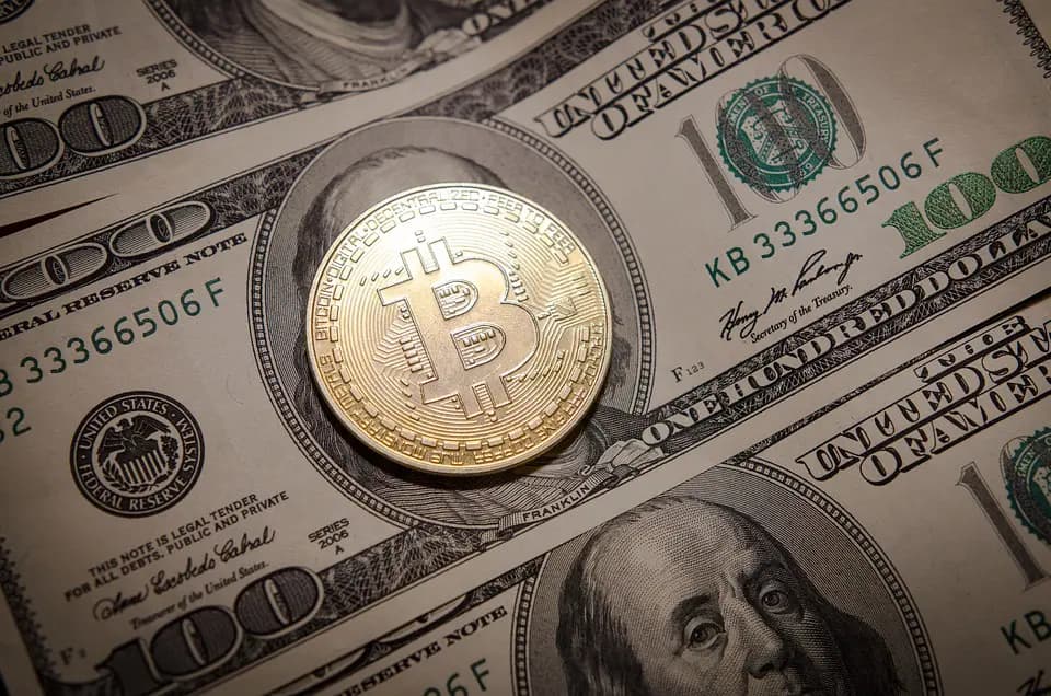 A kriptopiacon 250 ezer dolláros bitcoinár is jöhet? – Hoskinson brutális jóslata felforgathatja a piacot
