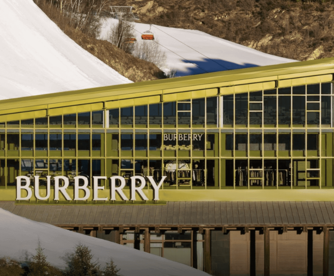 Kínai sípályákon hódít a Burberry – a Z generáció húzza fel a luxusmárkát