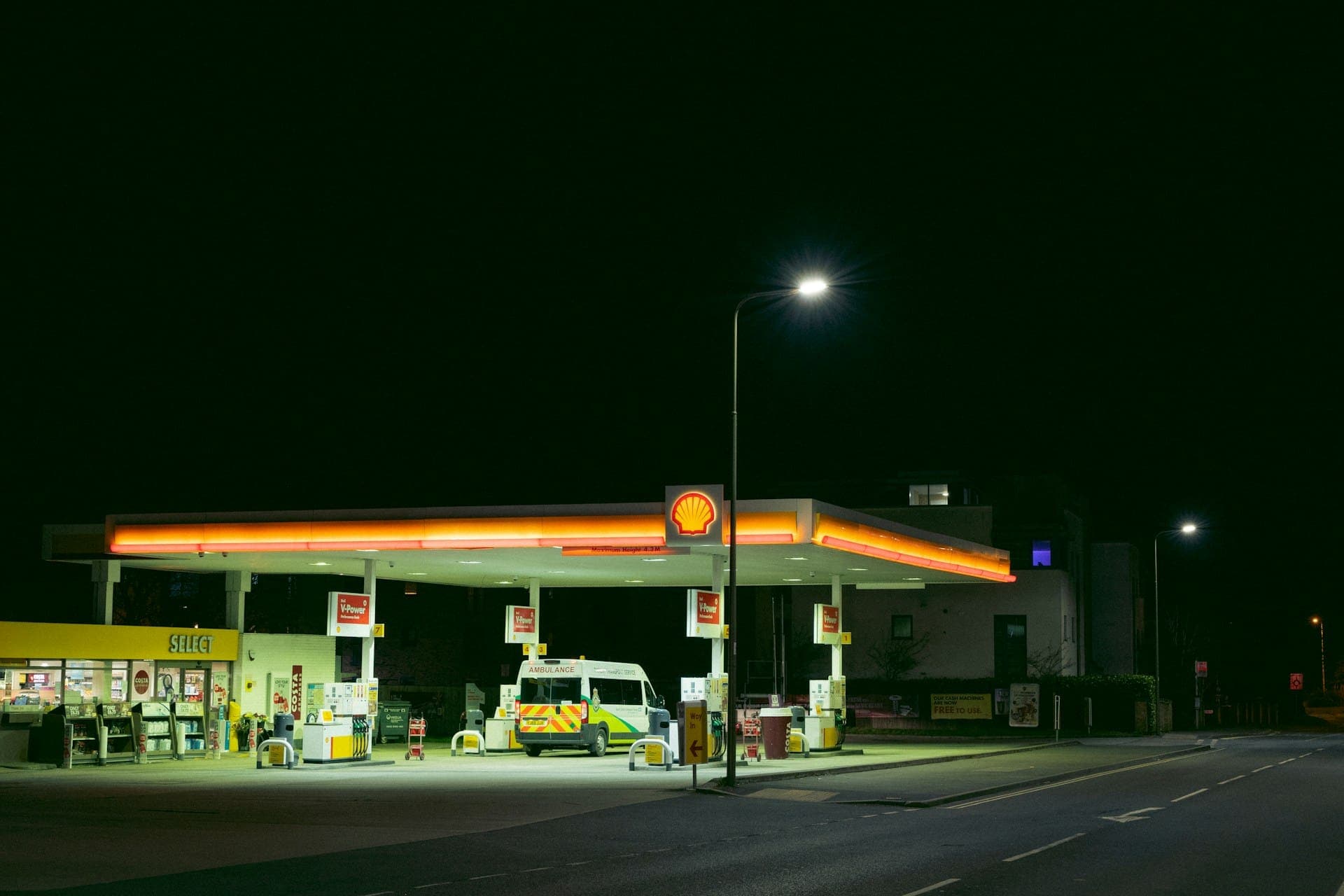 Megrohamozták a szlovén kutakat – Mol és a Shell is korlátozást vezetett be